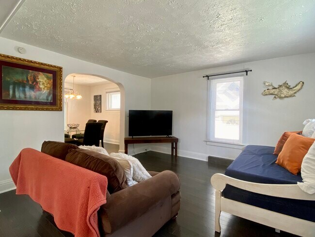 Sala de estar - 120 Lathrop St