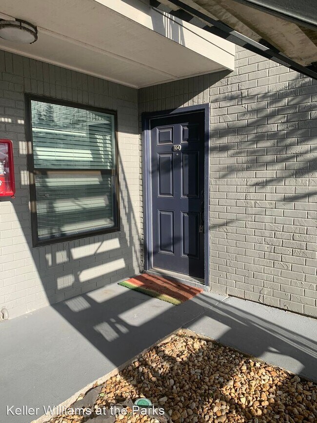 Building Photo - 2 br, 2 bath House - 3724 Idlebrook Circle...