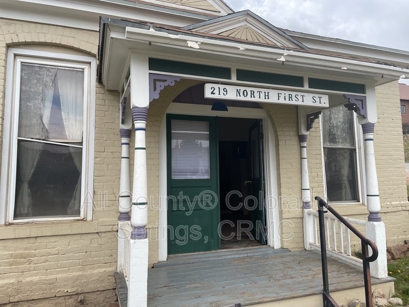 219 N 1st St, Cripple Creek, CO 80813 Townhome Rentals in Cripple