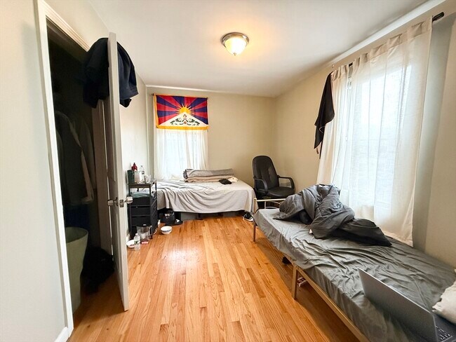 Foto del edificio - 3977 Washington St