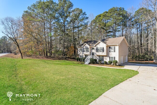 Building Photo - 150 Lakeside Dr