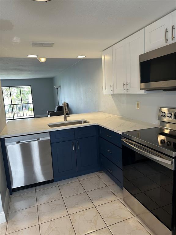 Foto del edificio - 106 Mary Dr