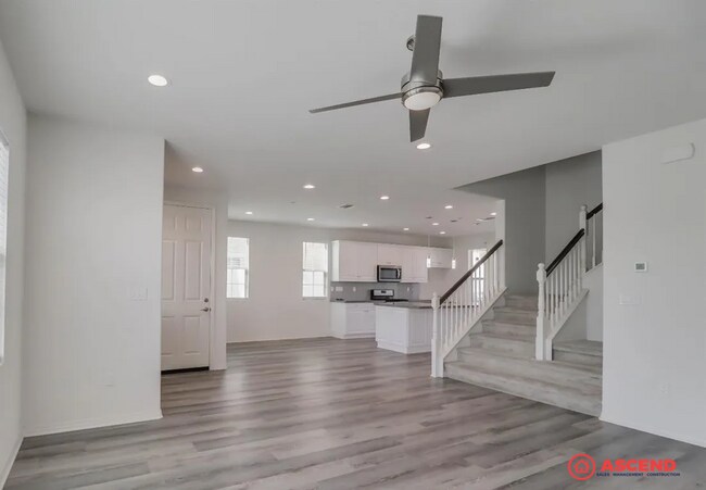 Foto del edificio - Stunning 4BR/3.5BA Home – 2,300 SqFt | Gated Community w/ Pool, Gym & Clubhouse | Gardener Included!