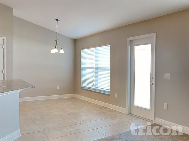 Building Photo - 1599 Lemon Ave