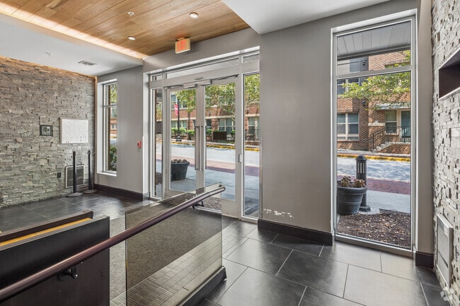 Lobby Photo - The Gale Eckington