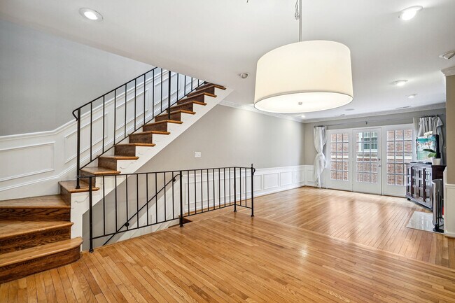 Sala de estar - 212 3rd St NE