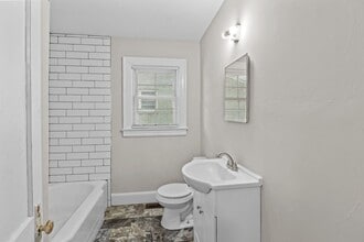 Building Photo - 1216 Branch St