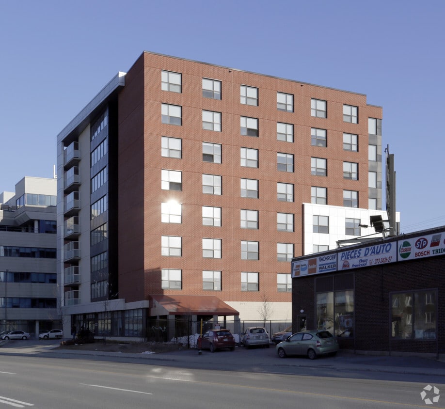 Building Photo - 7001 Av Du Parc
