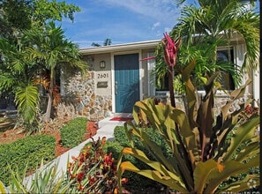 Building Photo - 2601 SW 24th Ave