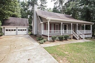 Building Photo - 558 Springlake Rd