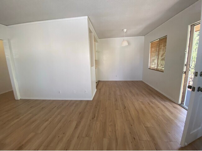 Building Photo - 3827 College Ave
