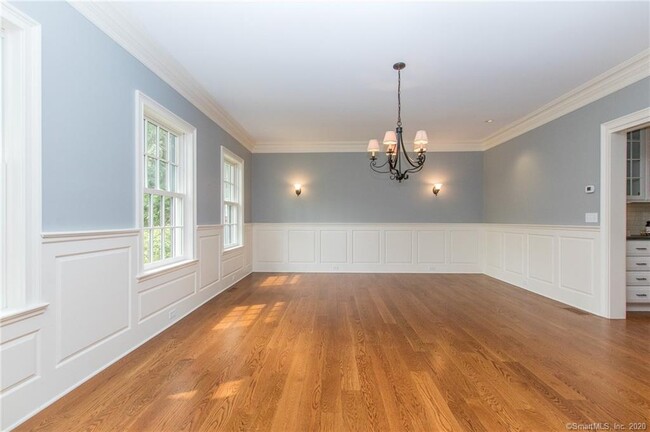 Building Photo - 38 Turtleback Rd