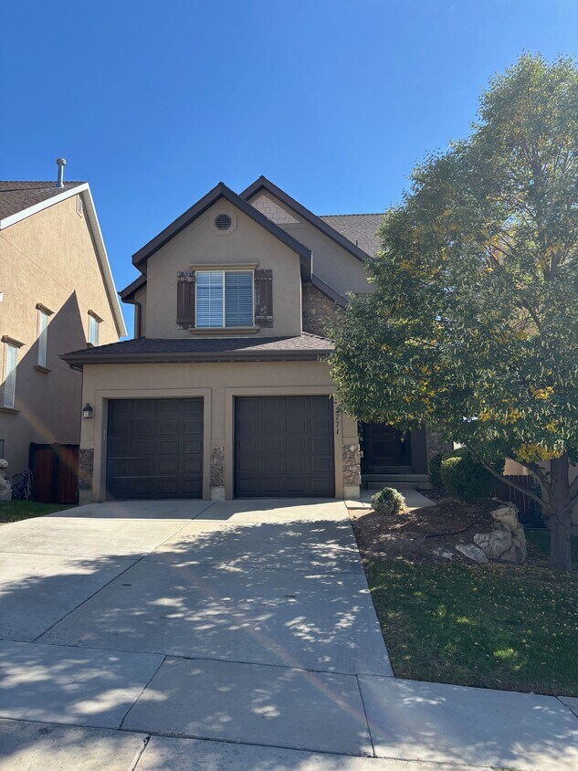 Foto principal - 2771 W Chestnut St