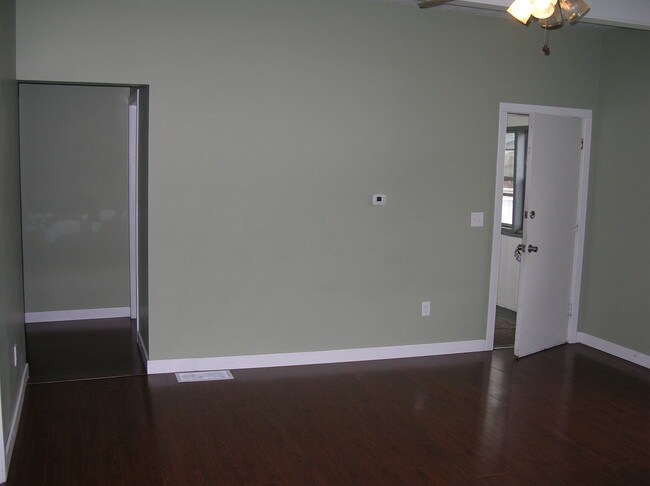 Foto del edificio - 1035 Dayton St SW