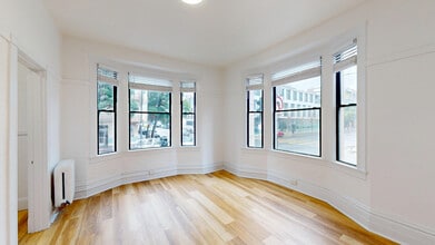 Building Photo - 156 Franklin St