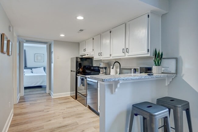 Foto del edificio - 4756 Seahawk Ct