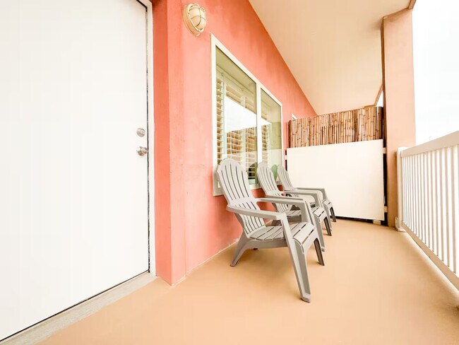 Building Photo - 150 Padre Blvd