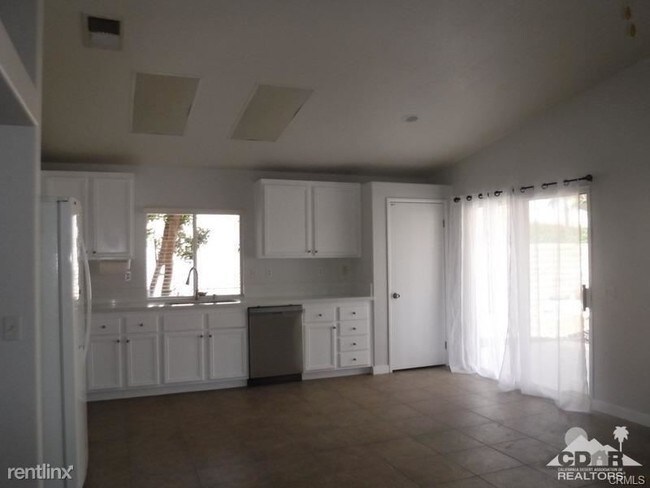 Foto del edificio - 3 br, 2 bath House - 82368 Coolidge Ave