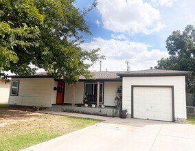 Building Photo - 3813 33rd St