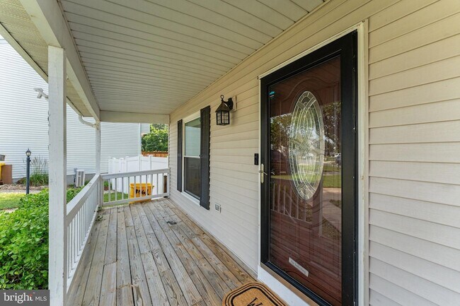 Foto del edificio - 8561 Skipjack Pl