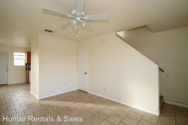 Building Photo - 1604 Aztec Trce