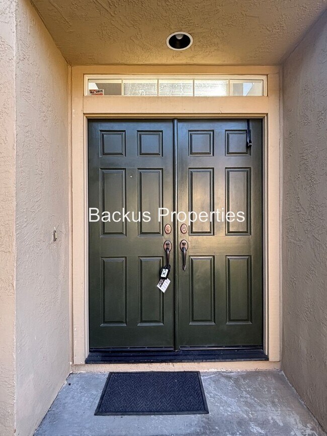 Foto del edificio - Wonderful two-story home in Las Palmas