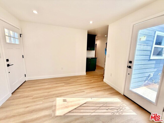 Foto del edificio - 3900 2nd Ave