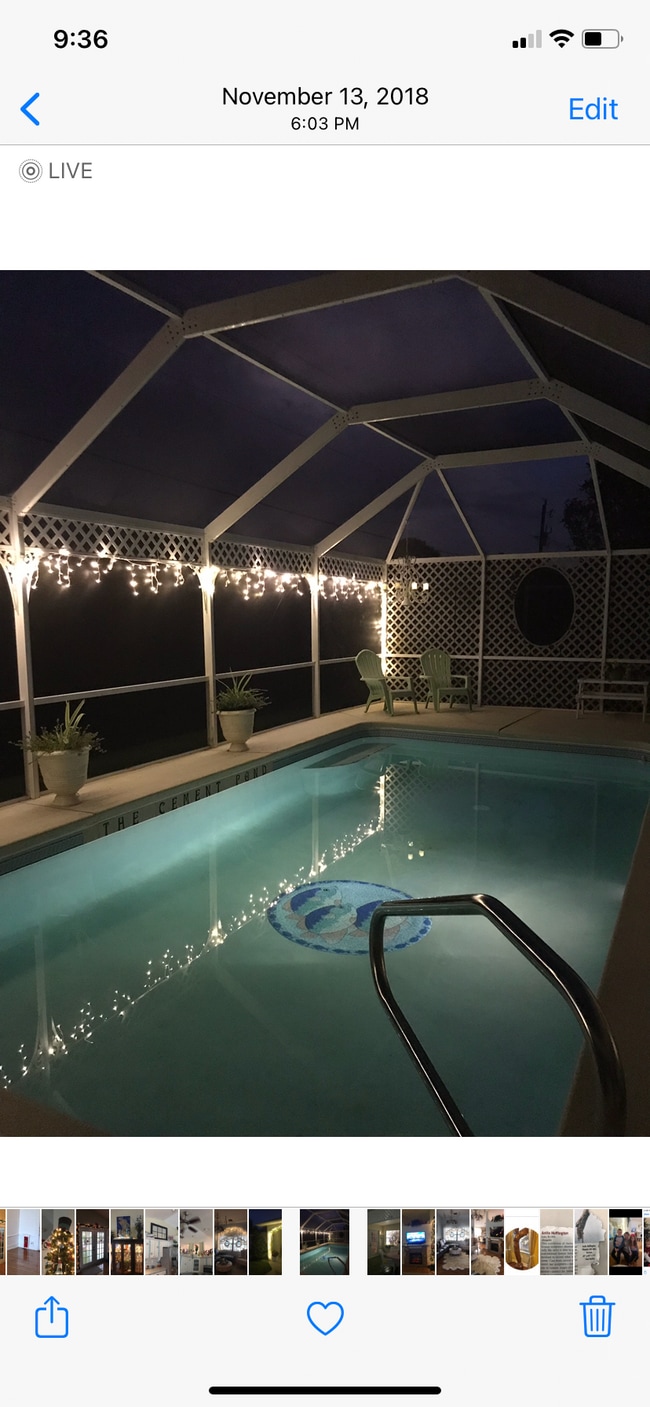 Building Photo - 1049 George St