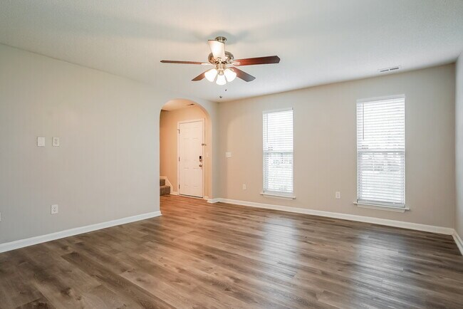 Building Photo - 4409 Cobble Creek Ln