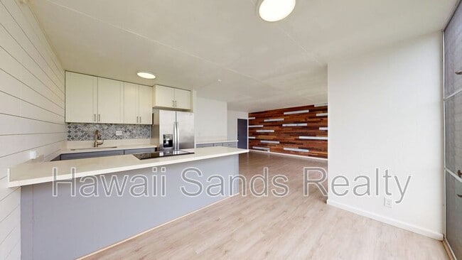 Building Photo - 95-021 Kuahelani Ave