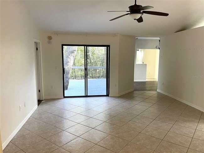Building Photo - 4531 SW 83 Dr