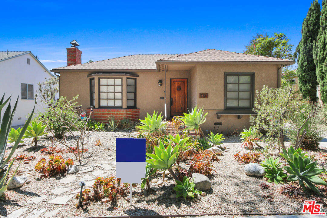 Foto principal - 2411 Castle Heights Ave