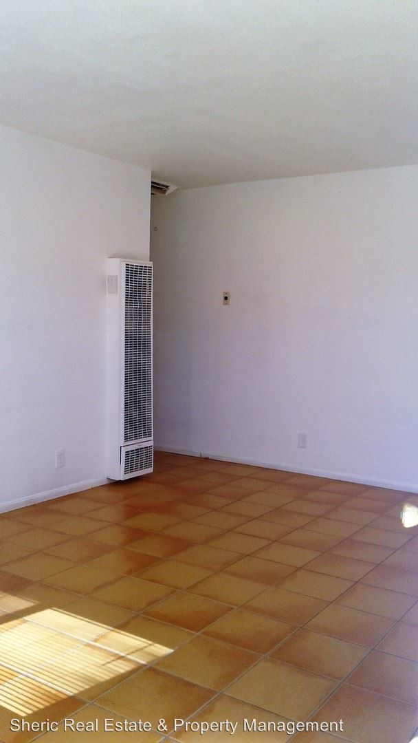 Building Photo - 62000 El Reposo Cir