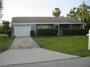 Building Photo - 4402 SE 20th Pl
