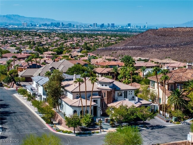 Foto del edificio - 779 Clove Ct