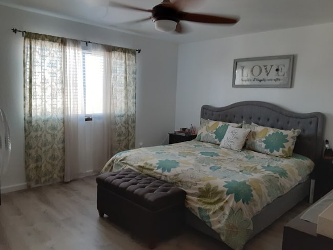 Photo - 748 E Joan De Arc Ave Apartment