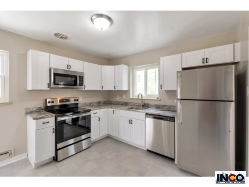 Primary Photo - NEWLY REMODELED! 3 bedroom 2 bath ranch wi...