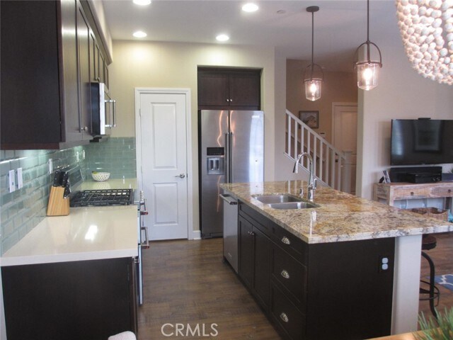 Building Photo - 44021 Arcadia Ct