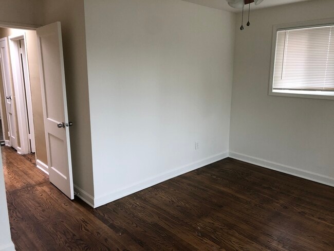 Foto del edificio - 716 Crittenden St NE