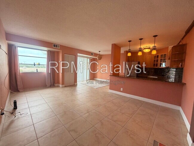 Foto del edificio - 3315 58th Ave S