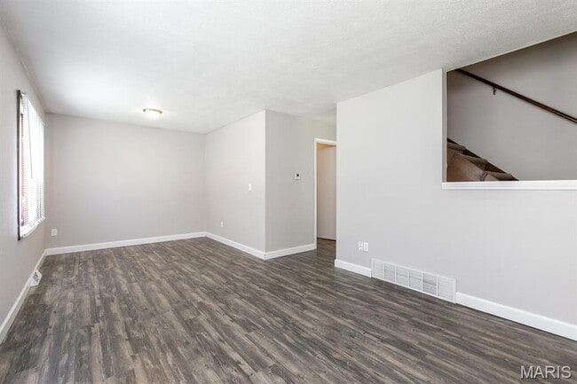 Building Photo - 29 Innsbruck Ln