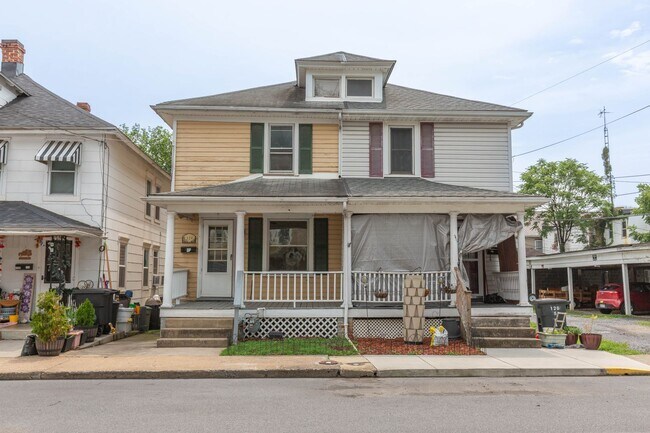 Foto del edificio - 124 S Kentucky Ave