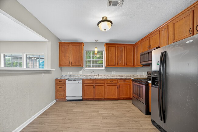 Building Photo - 3605 McGowen St