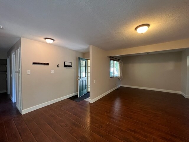 Foto del edificio - 2865 Edgewood Drive