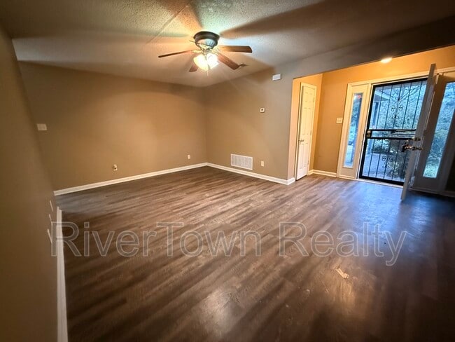 Foto del edificio - 4591 Addington Dr