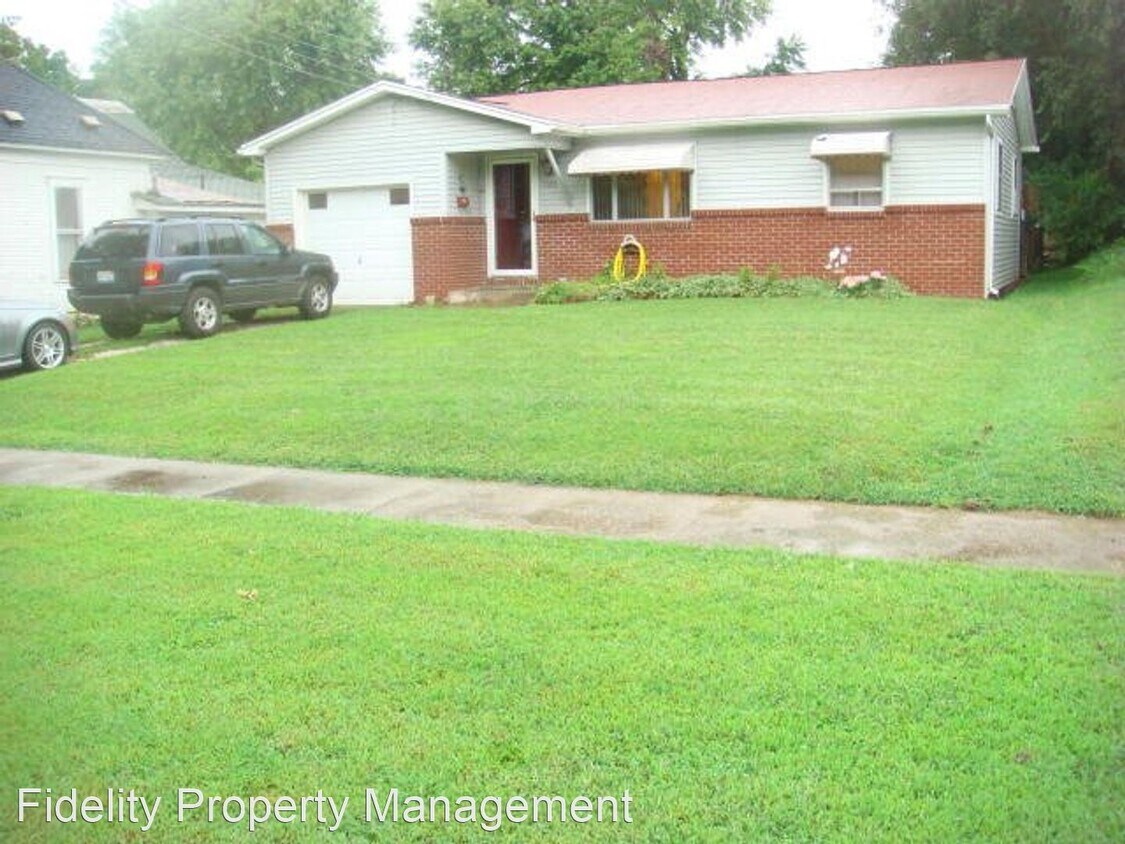 Primary Photo - 2 br, 1 bath House - 1105 N Prospect Ave