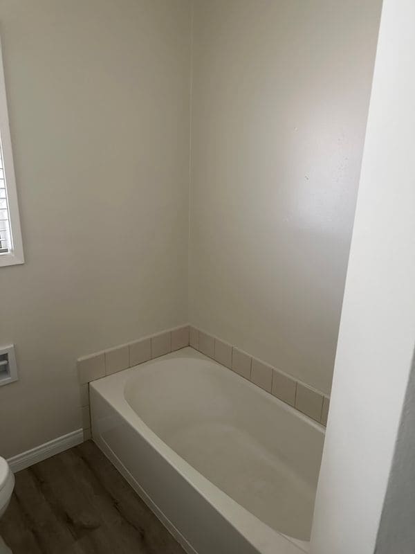 Building Photo - 5133 Levelside Ave