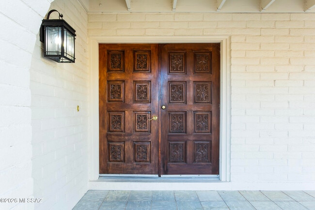 Foto del edificio - 1714 W Meadow Hills Dr