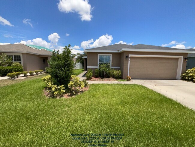 Foto del edificio - 4907 Summerfield Cir