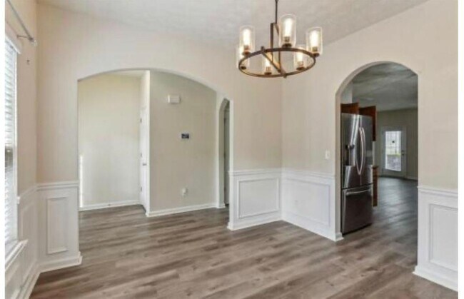 Building Photo - 6218 Shoals Loop